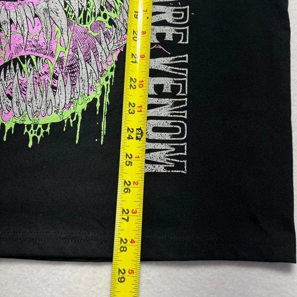 NWT Marvel Men's Regular Fit Short Sleeve Black T-shirt Sz Medium "We are venom" - Picture 8 of 8